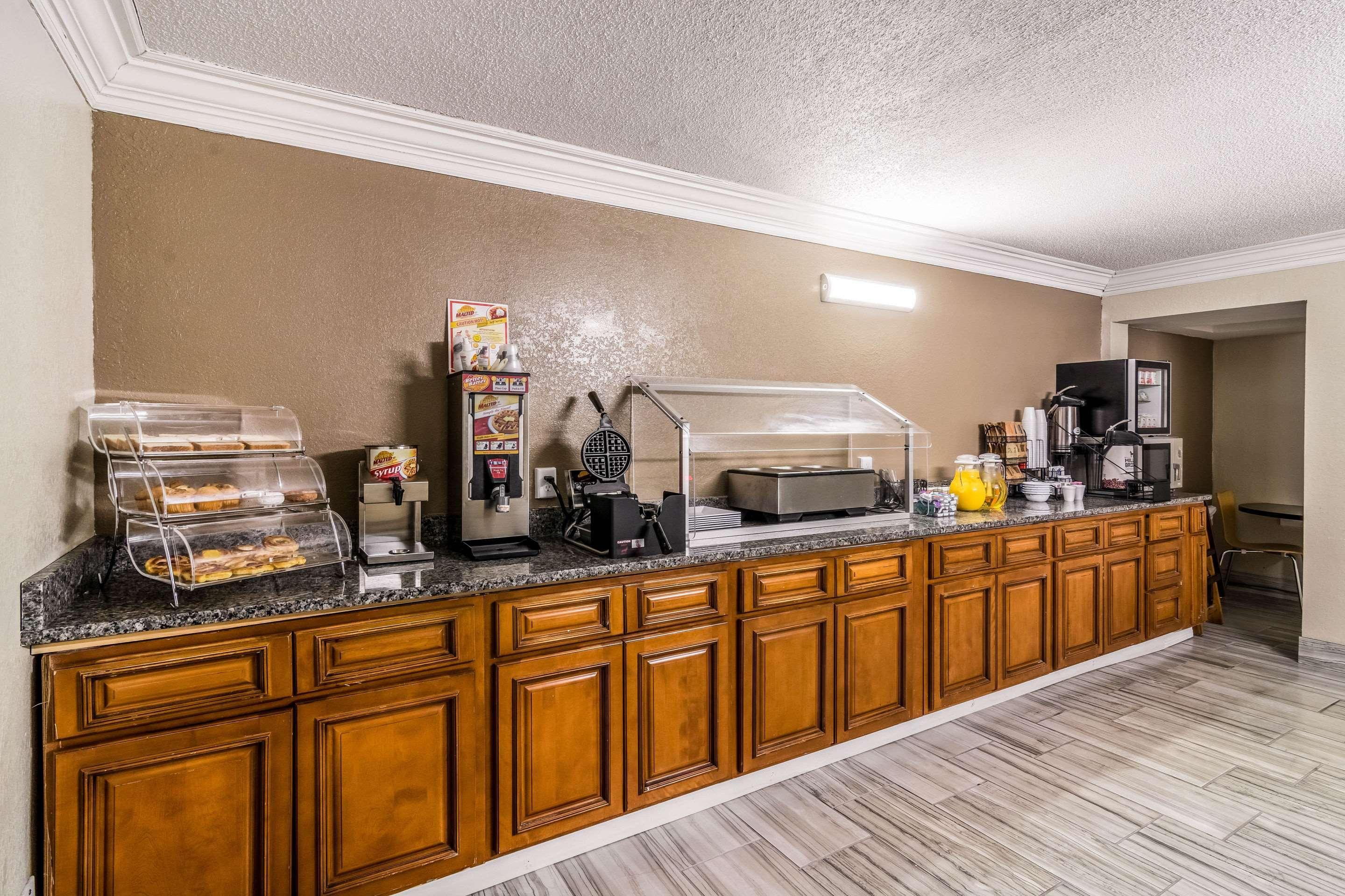 Quality Inn Pensacola Exteriér fotografie