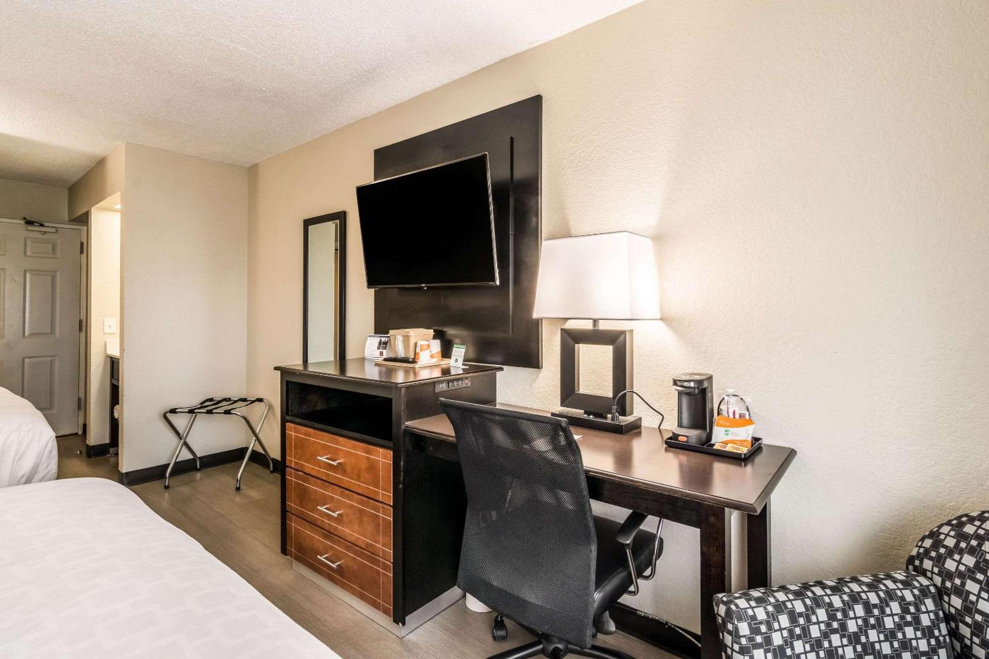 Quality Inn Pensacola Exteriér fotografie